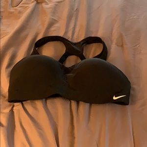 Nike medium DE sports bra